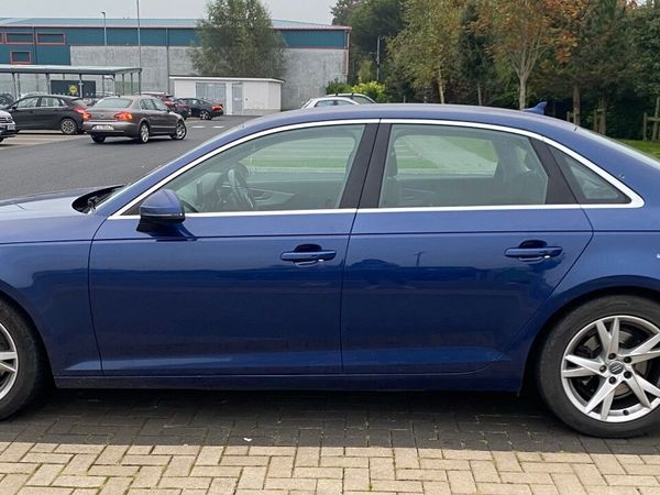 Audi A4 Saloon, Diesel, 2017, Blue