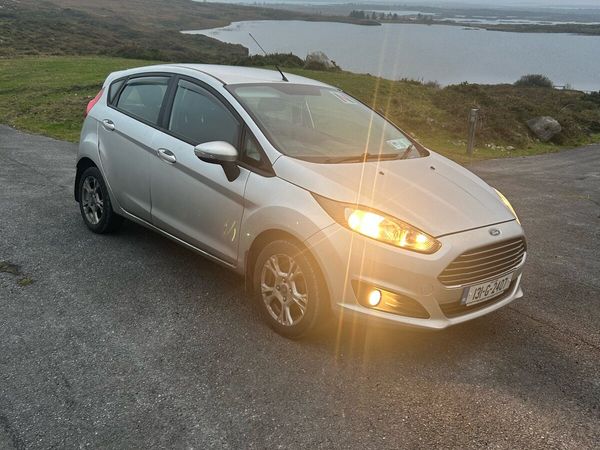 Ford Fiesta Hatchback, Diesel, 2013, Silver