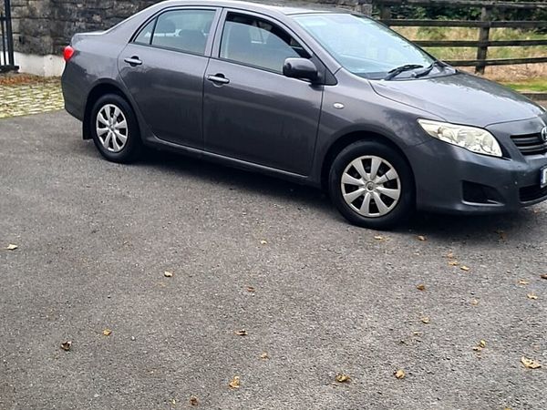 Toyota Corolla Saloon, Petrol, 2007, Grey