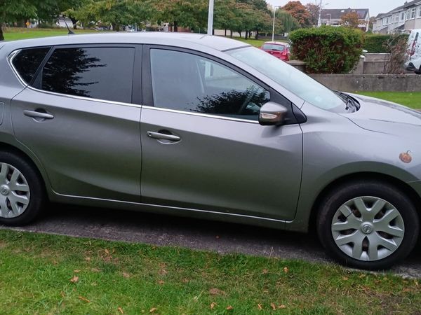 Nissan Pulsar Hatchback, Petrol, 2016, Grey