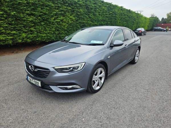 Opel Insignia Hatchback, Diesel, 2018, Grey
