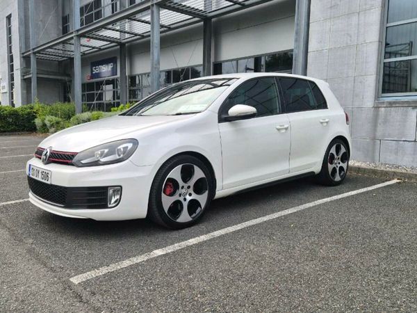 Volkswagen Golf Hatchback, Petrol, 2013, White