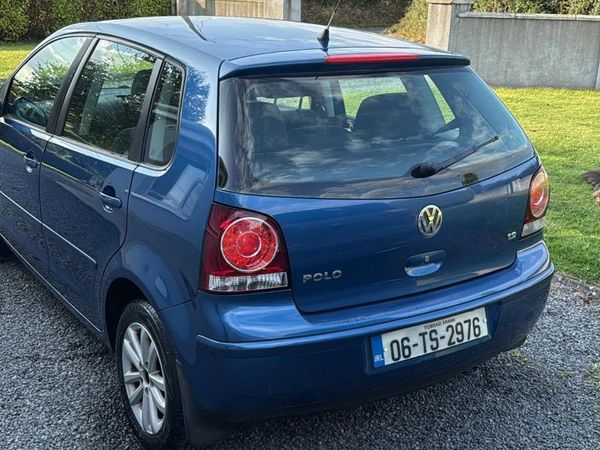 Volkswagen Polo Hatchback, Petrol, 2006, Blue