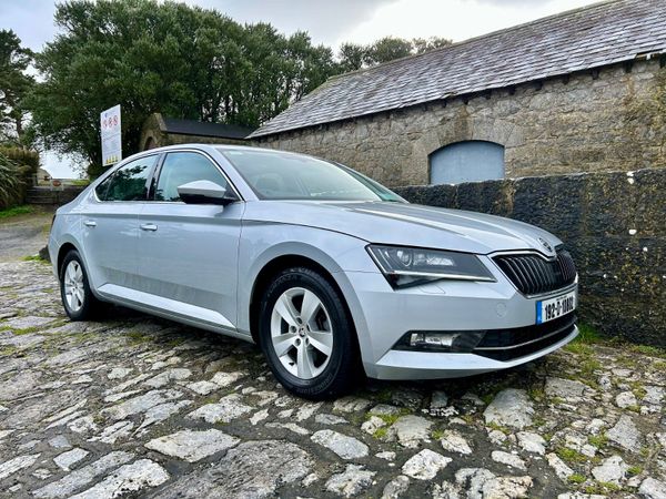 Skoda Superb Saloon, Diesel, 2019, Grey
