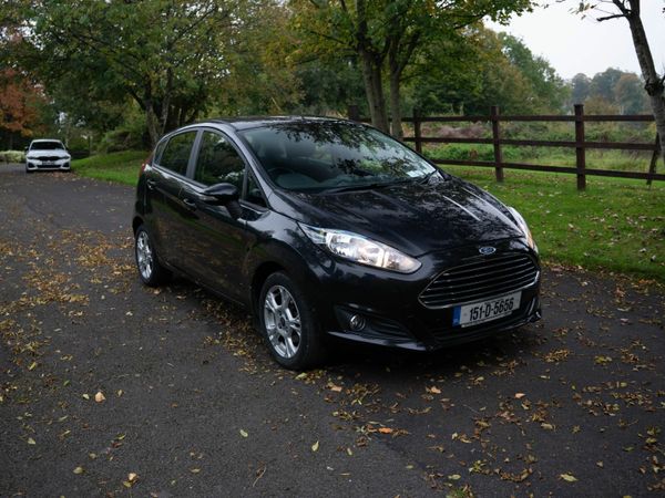 Ford Fiesta Hatchback, Petrol, 2015, Black