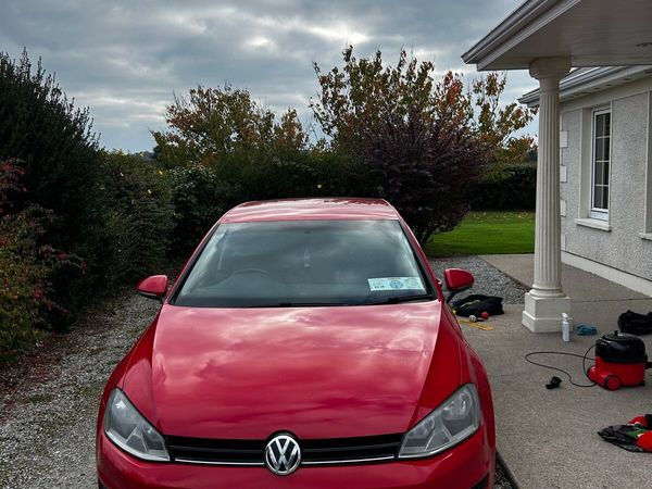 Volkswagen Golf Estate, Diesel, 2014, Red
