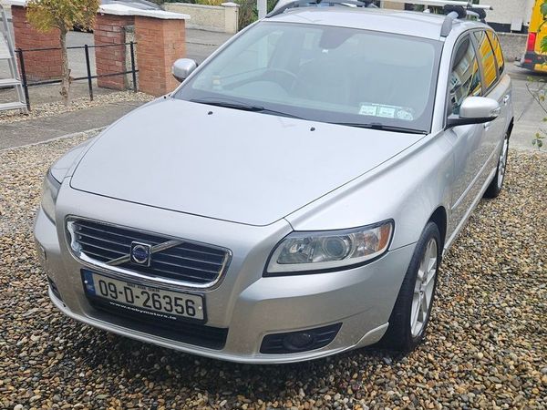 Volvo V50 Estate, Diesel, 2009, Silver