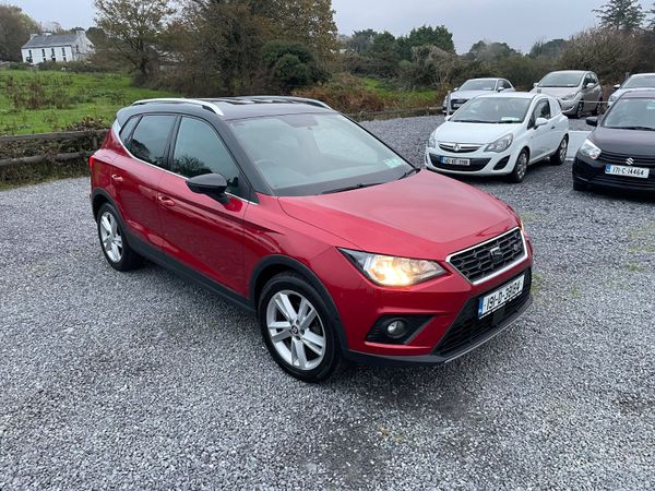SEAT Arona SUV, Diesel, 2019, Red