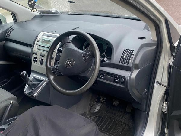 Toyota Corolla Estate/Jeep, Petrol, 2006, Silver