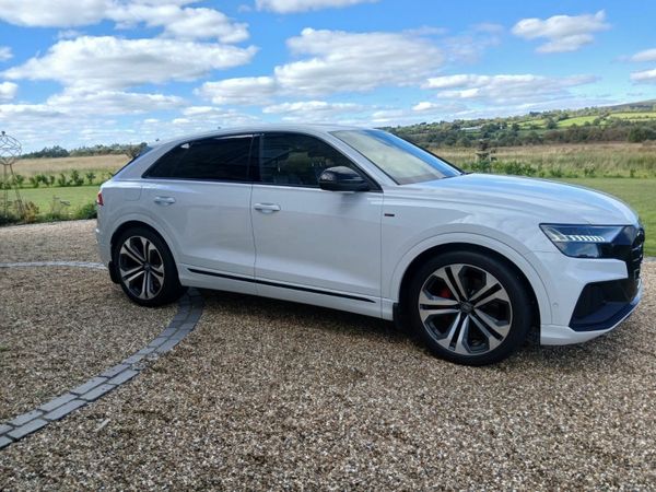 Audi Q8 SUV, Diesel Hybrid, 2019, White