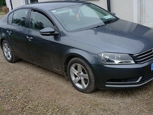 Volkswagen Passat Saloon, Diesel, 2014, Grey
