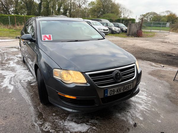 Volkswagen Passat Saloon, Diesel, 2009, Grey