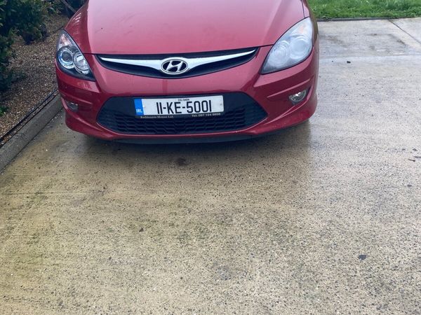 Hyundai i30 Hatchback, Diesel, 2011, Red