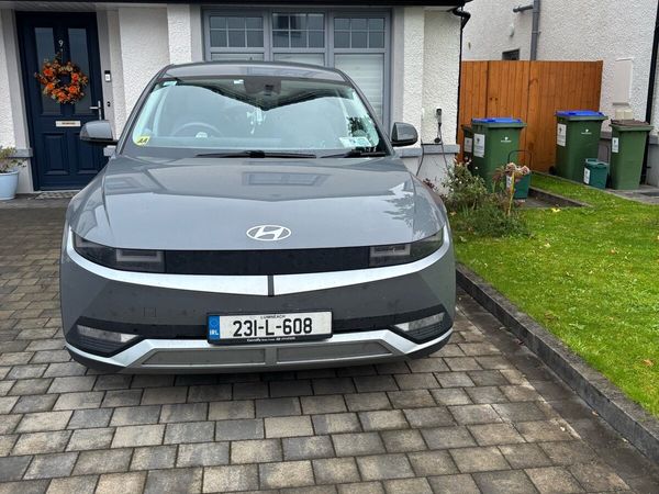Hyundai IONIQ MPV, Electric, 2023, Grey