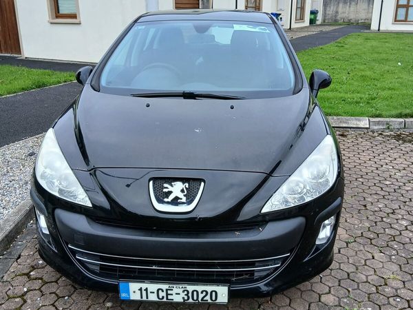 Peugeot 308 Hatchback, Diesel, 2011, Black