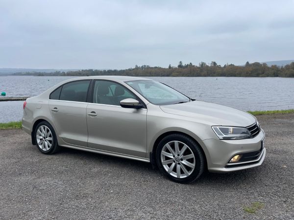 Volkswagen Jetta Saloon, Diesel, 2015, Silver