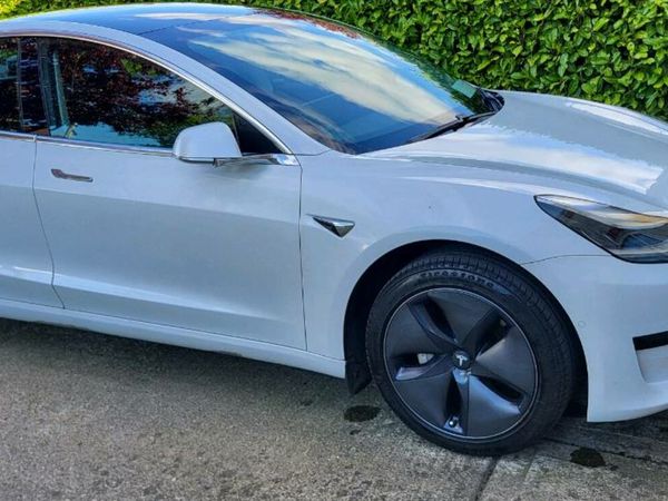 Tesla Model 3 Saloon, Electric, 2020, White