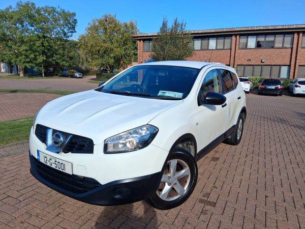 Nissan Qashqai Hatchback, Diesel, 2010, Grey