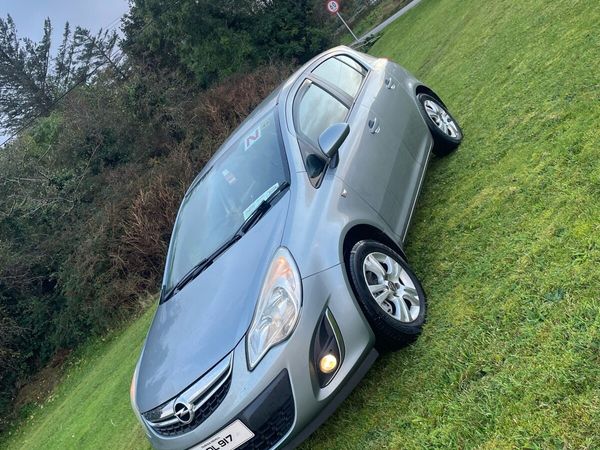 Opel Corsa Hatchback, Diesel, 2012, Silver