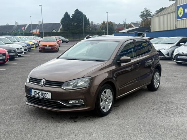 Volkswagen Polo Hatchback, Petrol, 2015, Brown