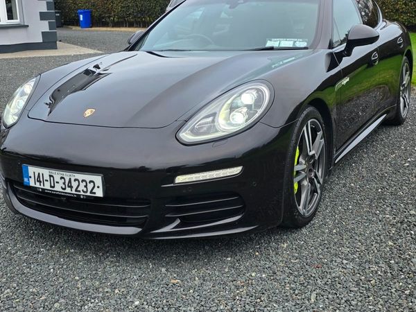 Porsche Panamera Hatchback, Petrol Hybrid, 2014, Black
