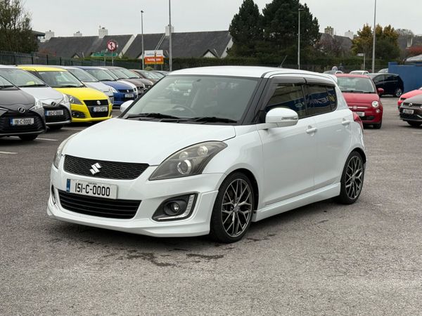Suzuki Swift Hatchback, Petrol, 2015, White