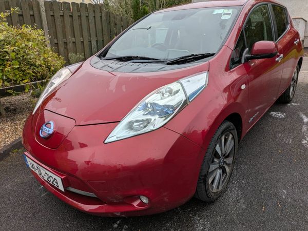 Nissan Leaf Hatchback, Electric, 2014, Red