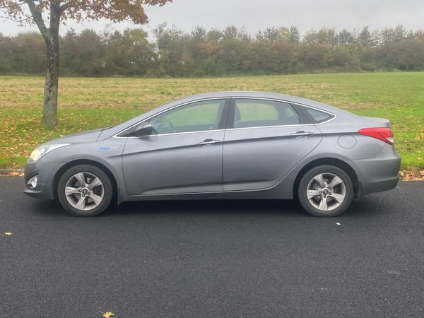 Hyundai i40 Saloon, Diesel, 2013, Silver