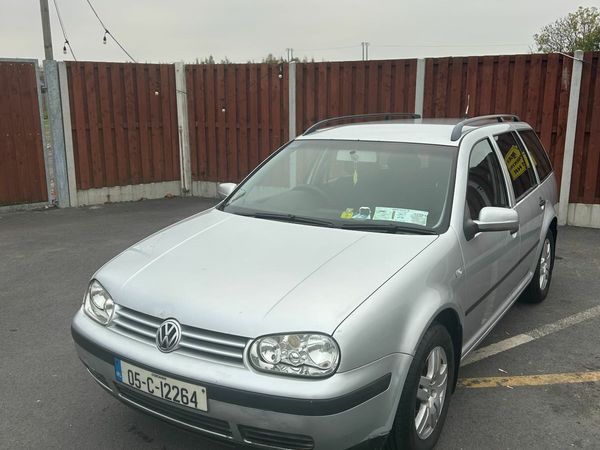 Volkswagen Golf Estate/Jeep, Petrol, 2005, Silver