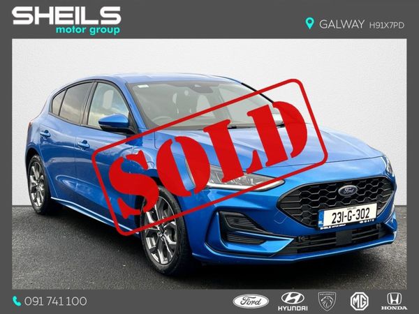 Ford Focus Hatchback, Petrol, 2023, Blue