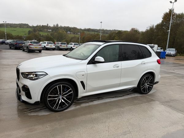 BMW X5 Estate, Petrol Plug-in Hybrid, 2021, White