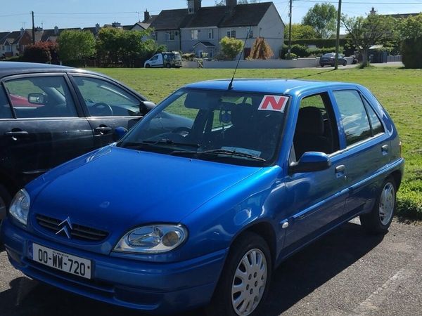 Citroen Saxo Hatchback, Petrol, 2000, Blue