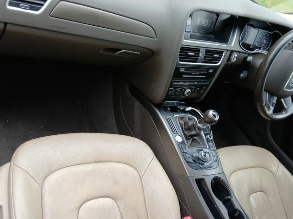 Audi A4 Saloon, Diesel, 2014, Black