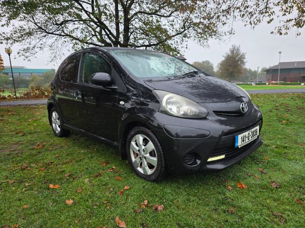 Toyota Aygo Hatchback, Petrol, 2014, Black