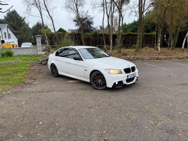 BMW 3-Series Saloon, Diesel, 2010, White