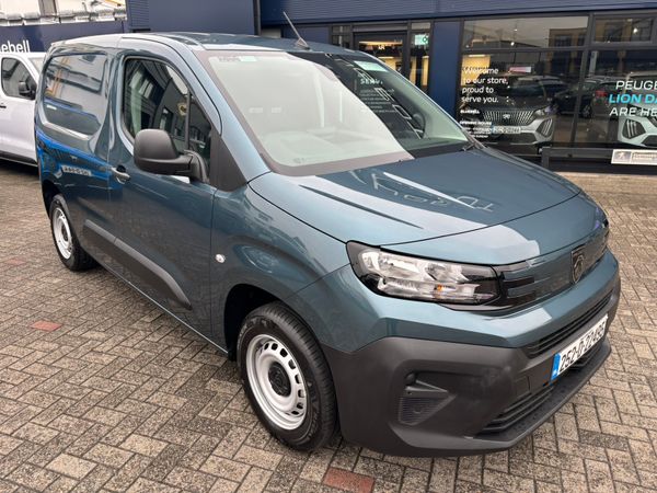 Peugeot Partner MPV, Diesel, 2025, Blue