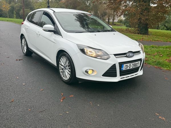 Ford Focus Hatchback, Petrol, 2013, White