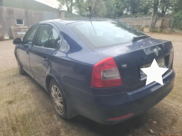 Skoda Octavia Hatchback, Diesel, 2010, Blue