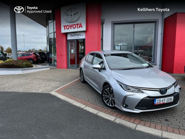 Toyota Corolla Saloon, Petrol Hybrid, 2023, Silver