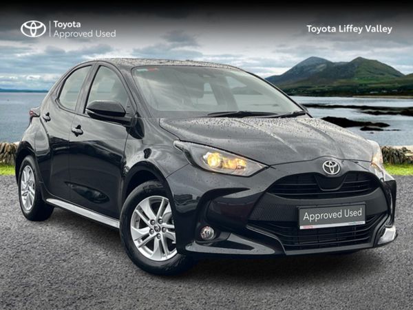 Toyota Yaris Hatchback, Petrol, 2024, Black