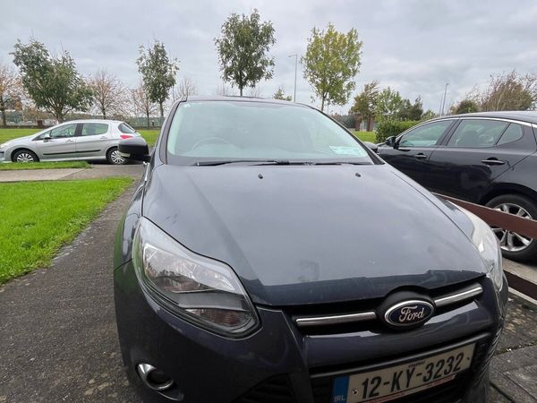 Ford Focus Hatchback, Diesel, 2012, Grey