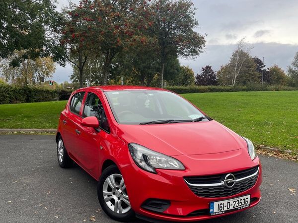 Opel Corsa Hatchback, Petrol, 2016, Red