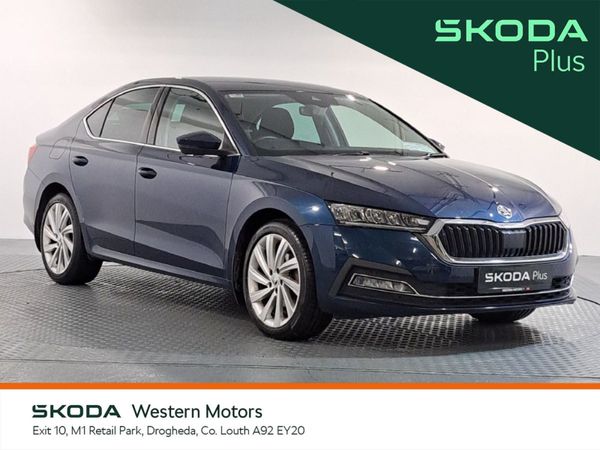Skoda Octavia Saloon, Petrol, 2023, Blue