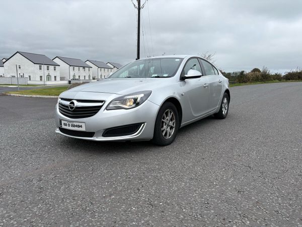 Opel Insignia Hatchback, Diesel, 2015, Silver
