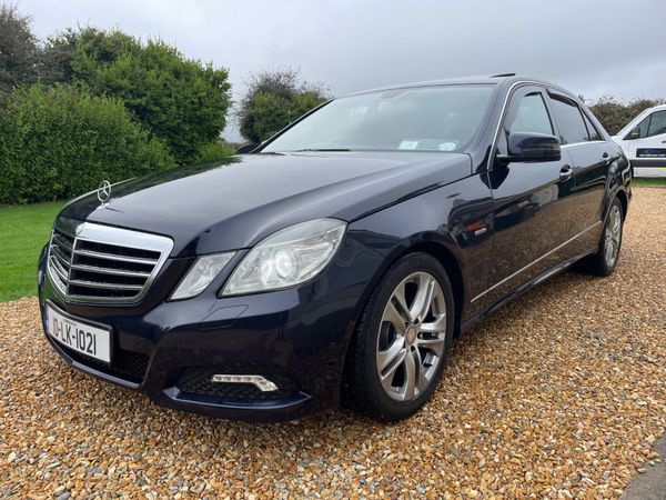 Mercedes-Benz E-Class Saloon, Diesel, 2010, Blue