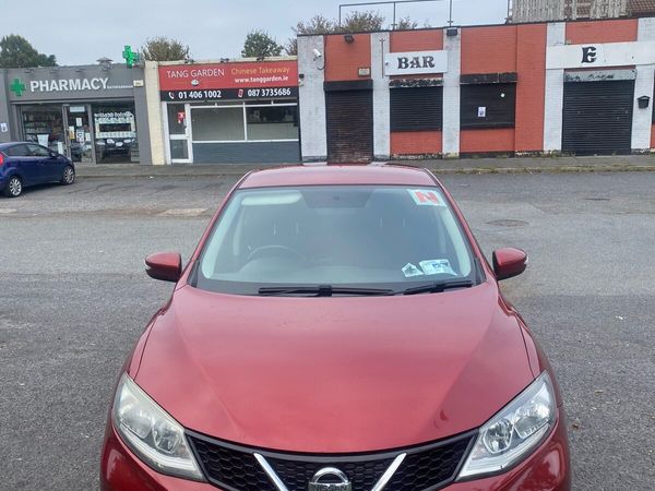 Nissan Pulsar Hatchback, Petrol, 2016, Red