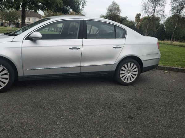 Volkswagen Passat Saloon, Diesel, 2008, Silver