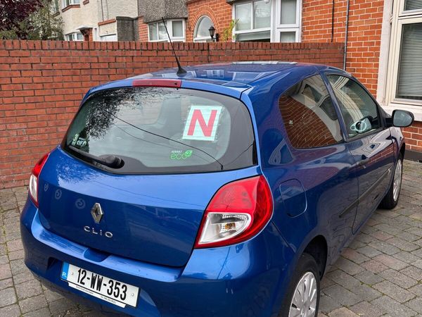 Renault Clio Hatchback, Ethanol Petrol, 2012, Blue