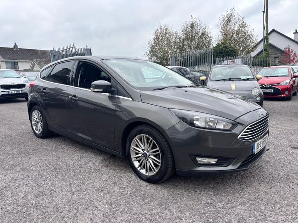 Ford Focus Hatchback, Petrol, 2018, Grey