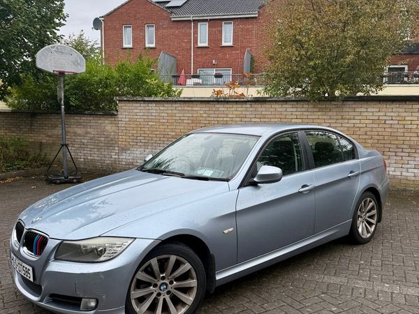 BMW 3-Series Saloon, Petrol, 2010, Blue